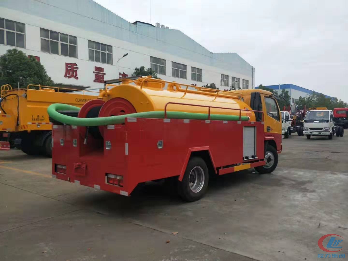 利来老牌国际官网东风多利卡D6蓝牌疏通车吸粪车