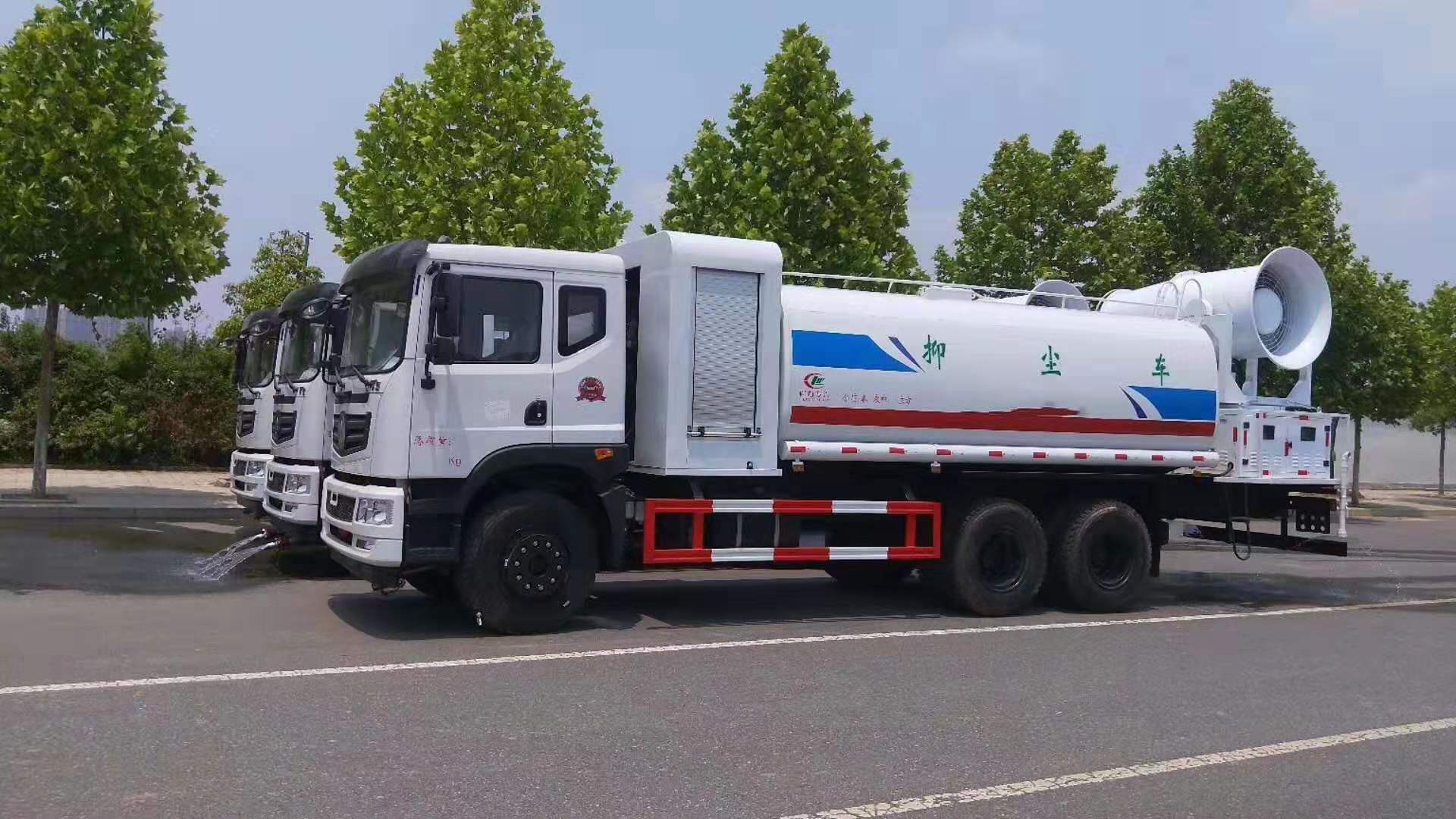东风多功能抑尘车,利来老牌国际官网威牌东风后双桥T5抑尘车