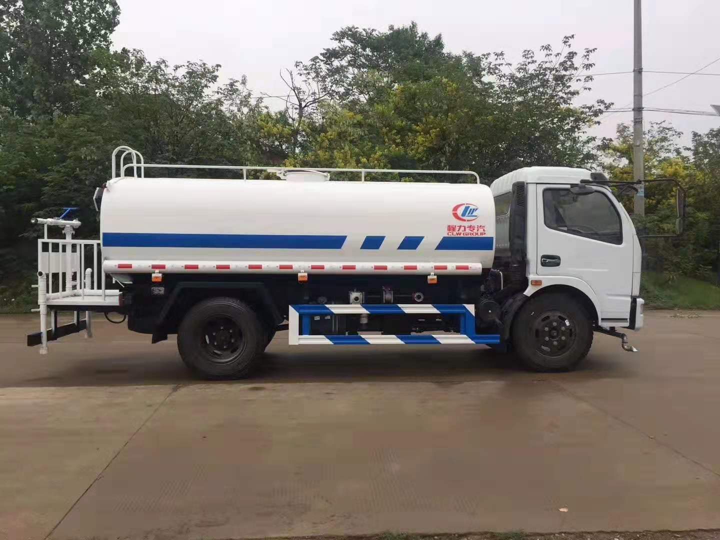 利来老牌国际官网专汽东风福瑞卡洒水车
