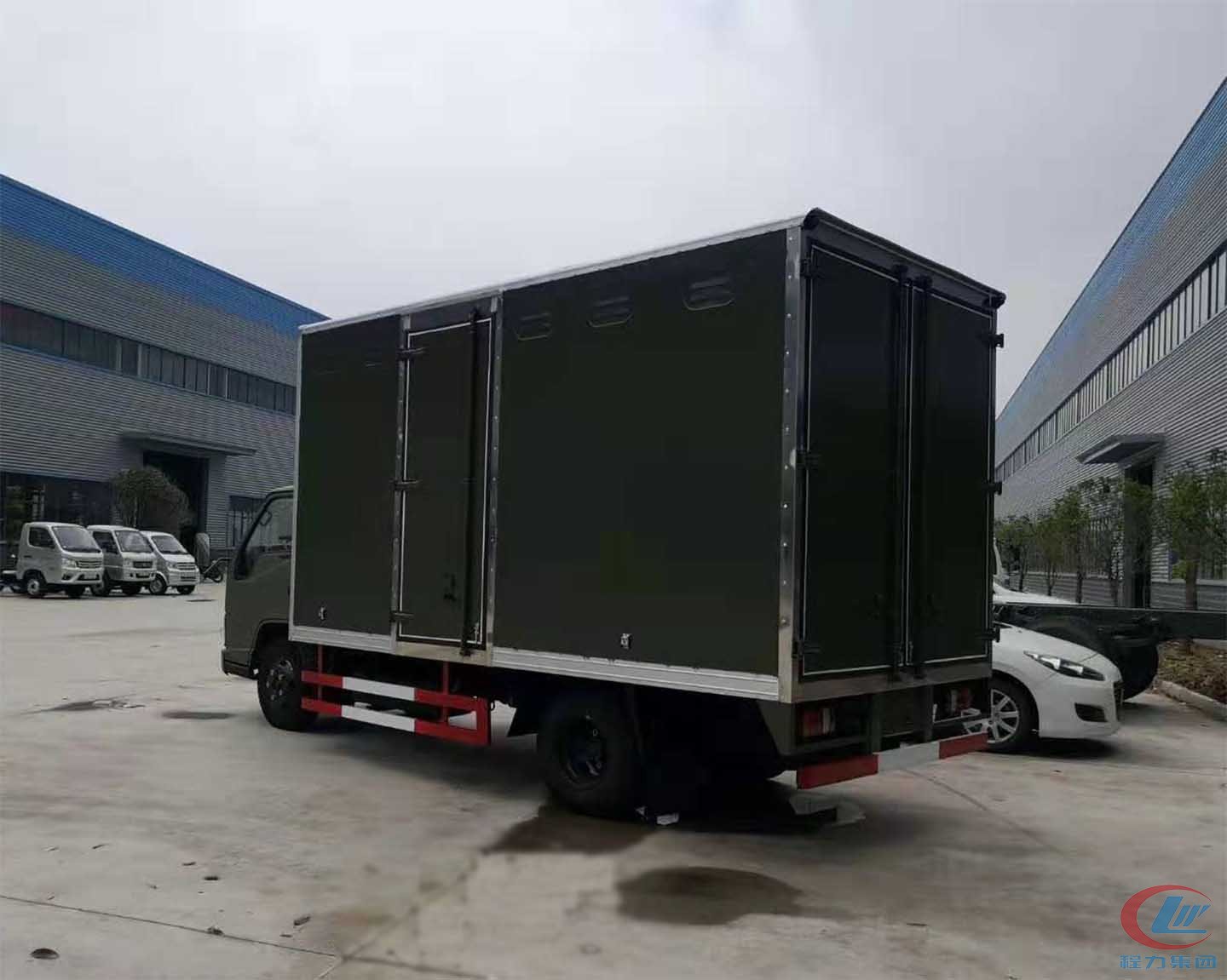 利来老牌国际官网汽车集团江铃危险品运输车