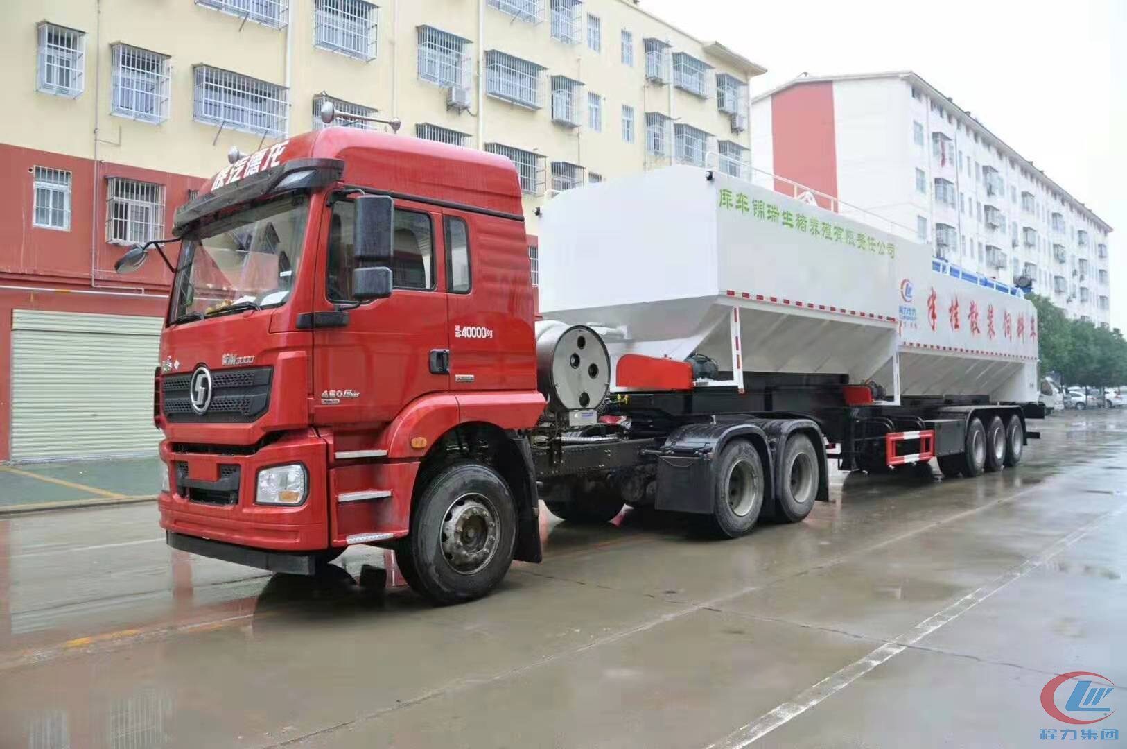 利来老牌国际官网威牌66方半挂饲料车